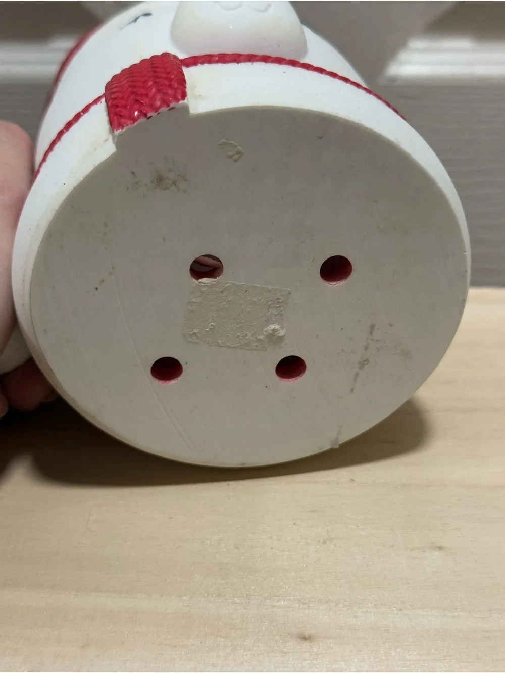 Bath & Body Works White Polar Bear hand soap Holder with Red Hat and Scarf